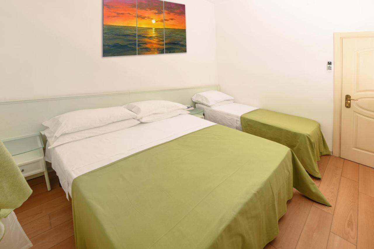 Hotel La Rosa Cattolica Exterior photo