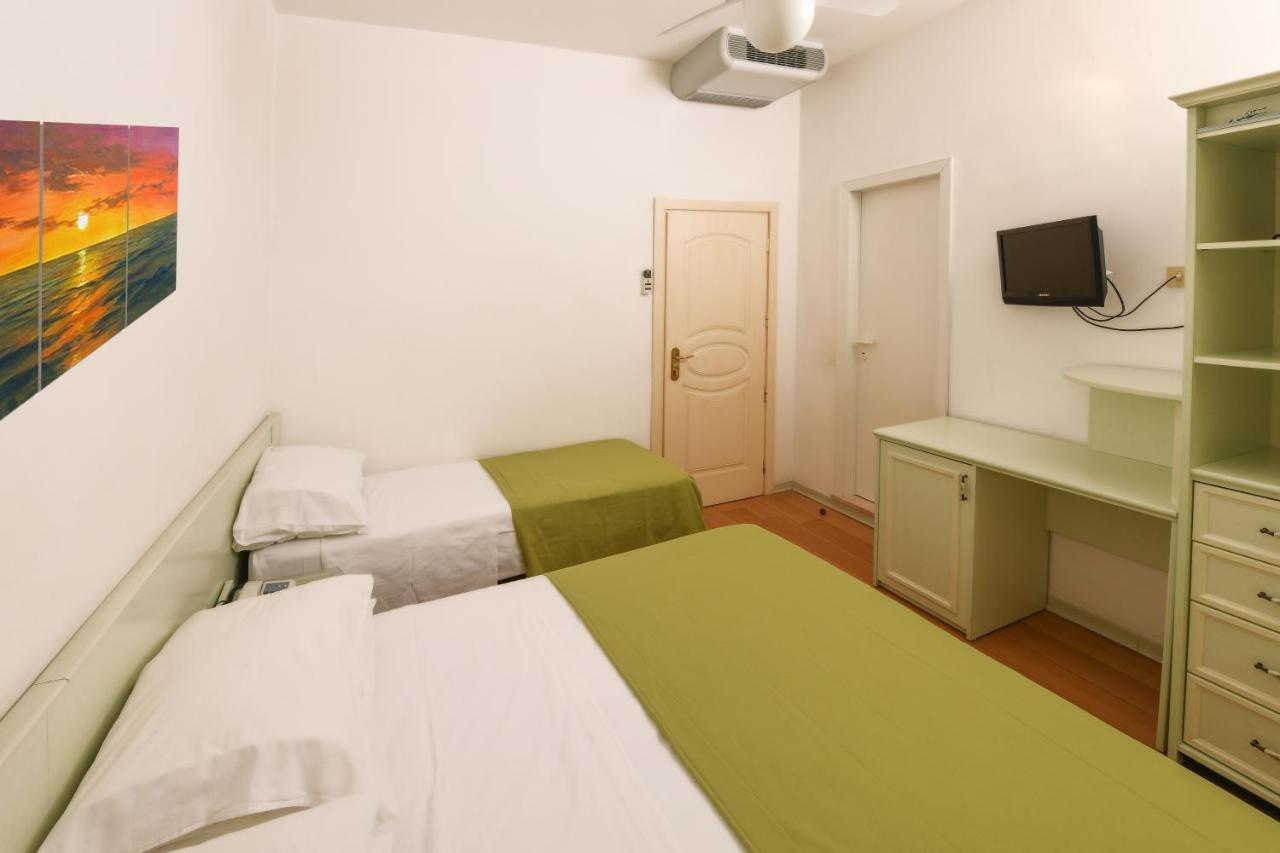 Hotel La Rosa Cattolica Exterior photo