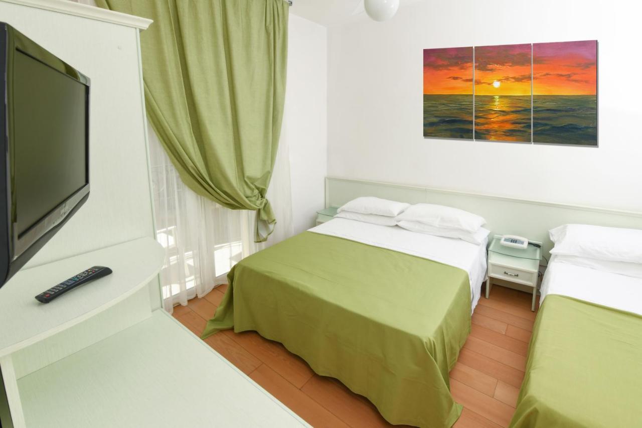 Hotel La Rosa Cattolica Exterior photo