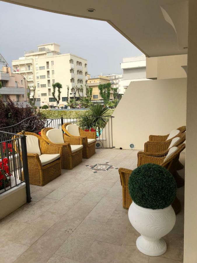 Hotel La Rosa Cattolica Exterior photo